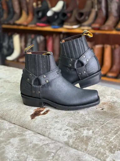Botín Genus Correa Negro